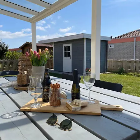 Ferienhaus Bungalow Strandparel